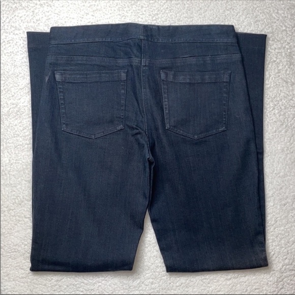 Theory Pants Stretch Navy Blue Dress Business Pants
Size 6 - Picture 3 of 10